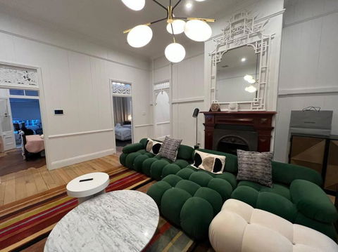 Artists Residence - Melbourne Tourism 0