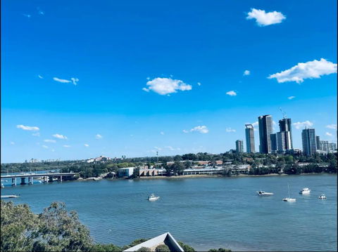 Astonishing Waterview Condo With Pool, Parking - Melbourne Tourism 0