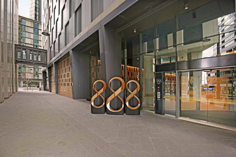 Astra Apartments Docklands - Melbourne Tourism 3