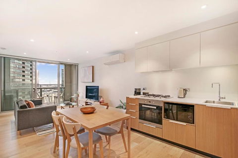 Astra Apartments Docklands - Melbourne Tourism 2