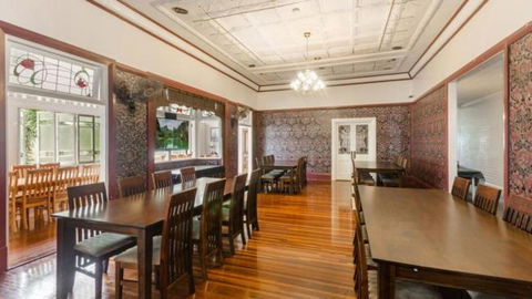 Avenues Xchange - Melbourne Tourism 1