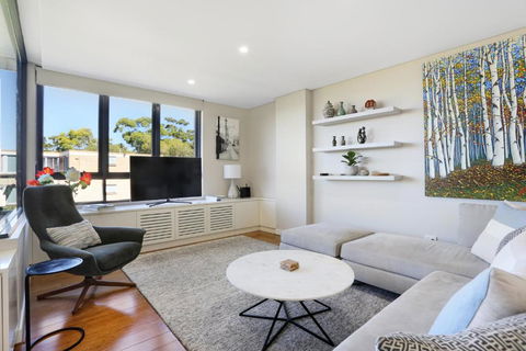 B314S - Waverton Village Heights - Melbourne Tourism 1