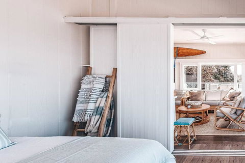 BAY PROPERTIES . Beach House Yamba - Melbourne Tourism 3