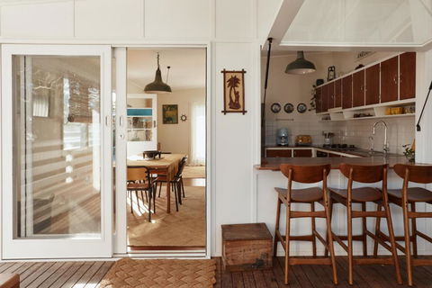 BAY PROPERTIES . The Sailor Shack - Melbourne Tourism 2