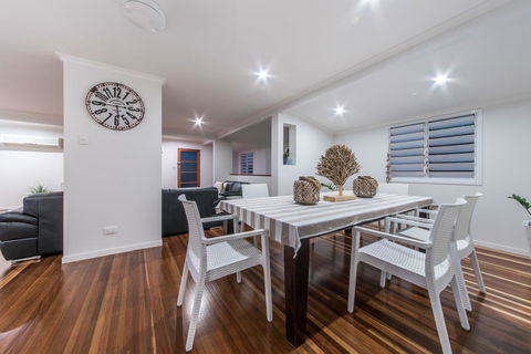 Hayman Views - Melbourne Tourism 13