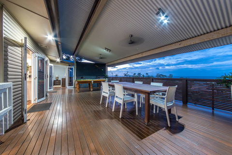 Hayman Views - Melbourne Tourism 11