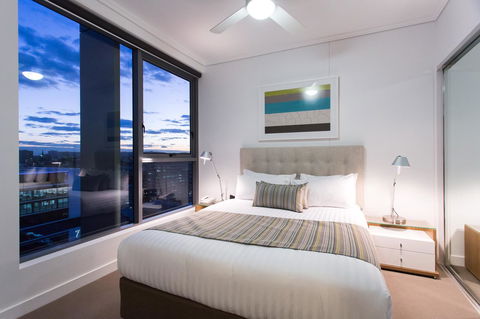 M&A Apartments - Melbourne Tourism 32