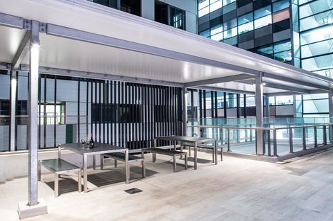 M&A Apartments - Melbourne Tourism 26