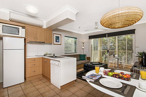 Port Douglas Apartments - Adults Only Oasis - Melbourne Tourism 15