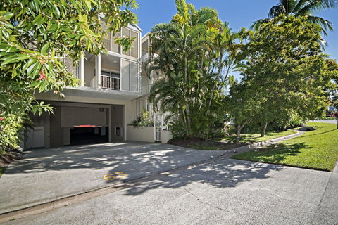 Port Douglas Apartments - Adults Only Oasis - Melbourne Tourism 43