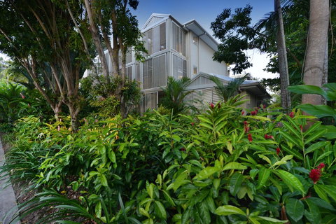 Port Douglas Apartments - Adults Only Oasis - Melbourne Tourism 3