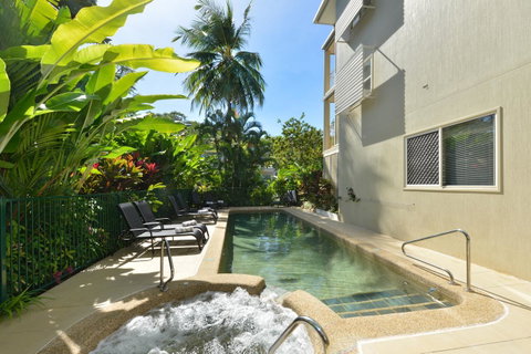 Port Douglas Apartments - Adults Only Oasis - Melbourne Tourism 22