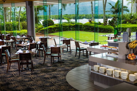 Hilton Cairns - Melbourne Tourism 25