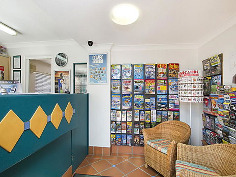 Aruba Surf Resort - Melbourne Tourism 4