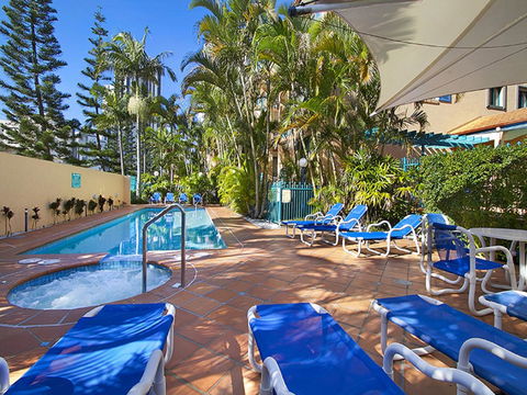 Aruba Surf Resort - Melbourne Tourism 9