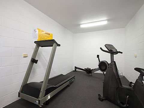 Aruba Surf Resort - Melbourne Tourism 13