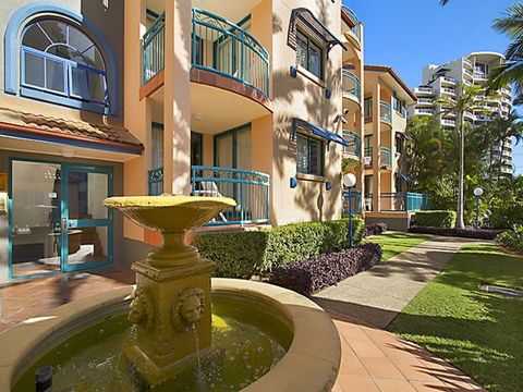 Aruba Surf Resort - Melbourne Tourism 8