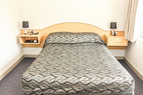 Salisbury Hotel Motel - Melbourne Tourism 24