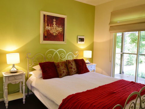 Apple Tree Cottage Montville - Melbourne Tourism 18