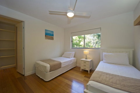 Maggies Beachfront Apartment 8 - Melbourne Tourism 3