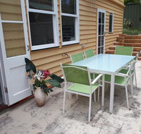 Retro Beach Flat - Melbourne Tourism