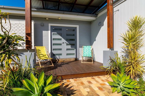 Fabulous Family Destination In Paradise Parade, Bongaree - Melbourne Tourism 12