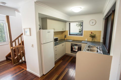 Point Break Beach House - Melbourne Tourism 4