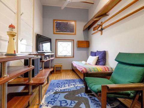 Claytons 9 - Melbourne Tourism 1