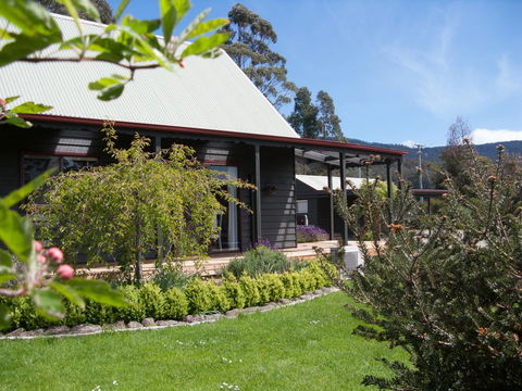 Parnella Adventure Bay, Bruny Island - Melbourne Tourism 14