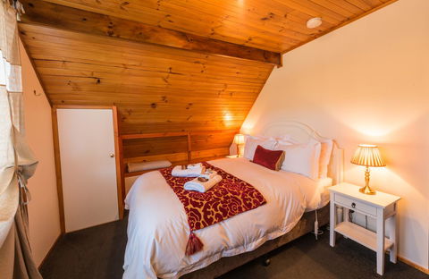 Parnella Adventure Bay, Bruny Island - Melbourne Tourism 8