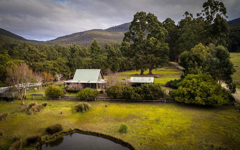 Parnella Adventure Bay, Bruny Island - Melbourne Tourism 15