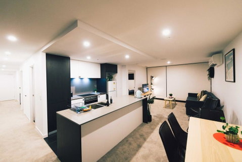 Mid Night Apartment Canberra City Onsite Parking - Melbourne Tourism 1