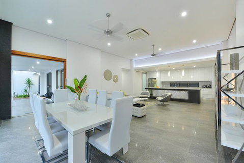 #2 Andrews - Port Douglas - Melbourne Tourism 2