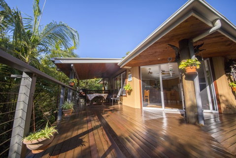 'The Tree House.' Treetop Living Near The Ocean, Coolum Beach, QLD, Australia - Melbourne Tourism 2