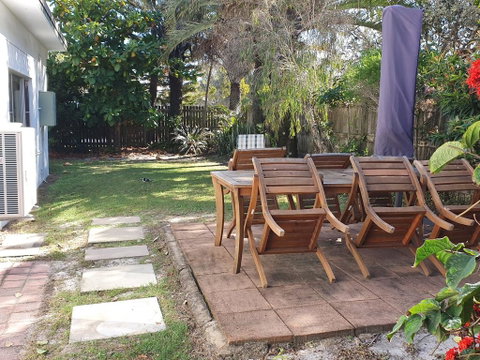 1 Spectrum Street, Rainbow Beach- Close To Shops And Main Beach - Melbourne Tourism 3