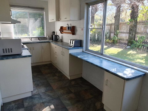 1 Spectrum Street, Rainbow Beach- Close To Shops And Main Beach - Melbourne Tourism 0