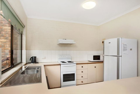 1/63 Shirley Street, Byron Bay - Mango Tree - Melbourne Tourism 3
