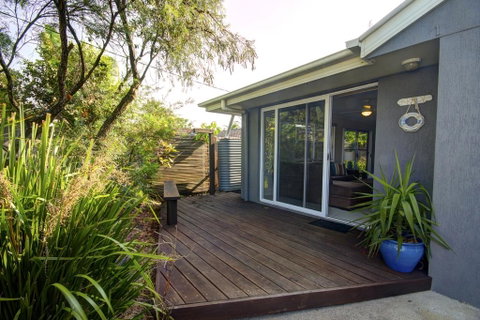 1/882 David Low Way Marcoola - 500 Bond, Linen Included, Pet Friendly - Melbourne Tourism 1
