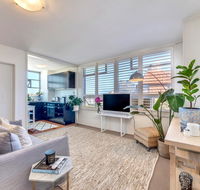 10 Barncleuth Square - Melbourne Tourism