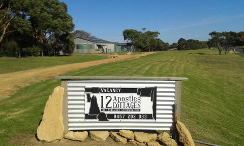 12 Apostles Cottages - Melbourne Tourism 1
