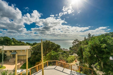 13 Brownell Drive Wategos Beach - Beach House - Melbourne Tourism 0