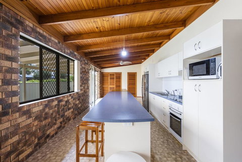 16 Young St - Melbourne Tourism 2