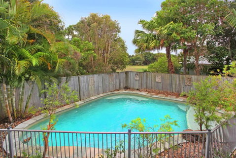 18 Northbeach Place, Mudjimba Beach - Pet Friendly, Linen Included, WIFI - Melbourne Tourism 2