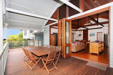 18 Northbeach Place, Mudjimba Beach - Pet Friendly, Linen Included, WIFI - Melbourne Tourism 3