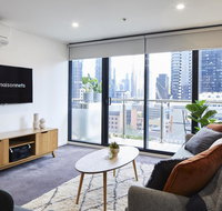 2 Bdrm 2 Bthrm Apt With Parking in Central CBD