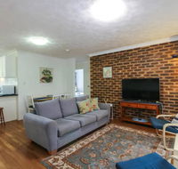 2 Bedroom St Lucia Apartment close to UQ and CityCat - Melbourne Tourism