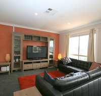 2/17 Jillamatong Street - Melbourne Tourism
