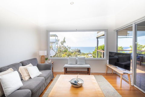 BEST OCEAN VIEWS ON STRADDIE + SUNSET DECK - Melbourne Tourism 2