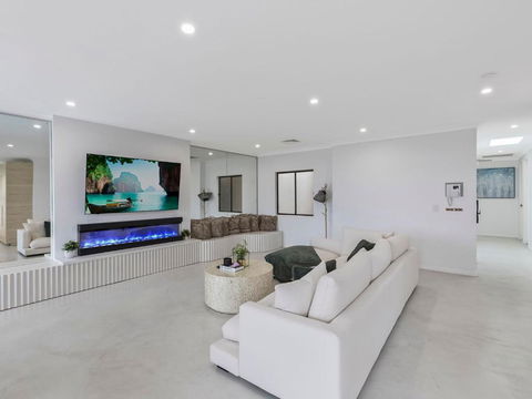 Caesars Palace Penthouse - Melbourne Tourism 0