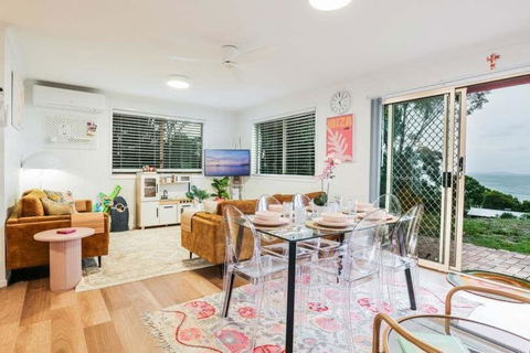 Cake By The Ocean - Family & Pet Friendly House In 1770 - Melbourne Tourism 1